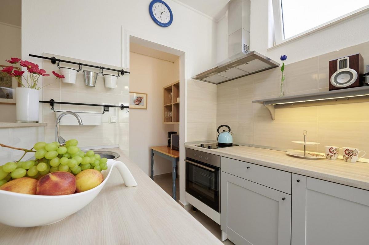 Villa Smuketa In Trogir Haus Fuer 4 Personen Esterno foto
